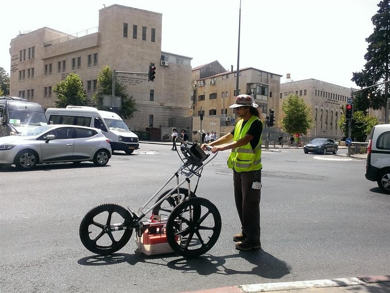 מיפוי תשתיות תת קרקעיות